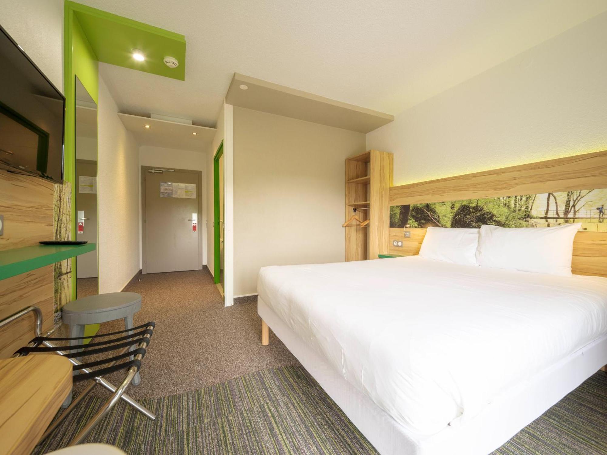 Hotel Ibis Styles Sarrebourg Esterno foto