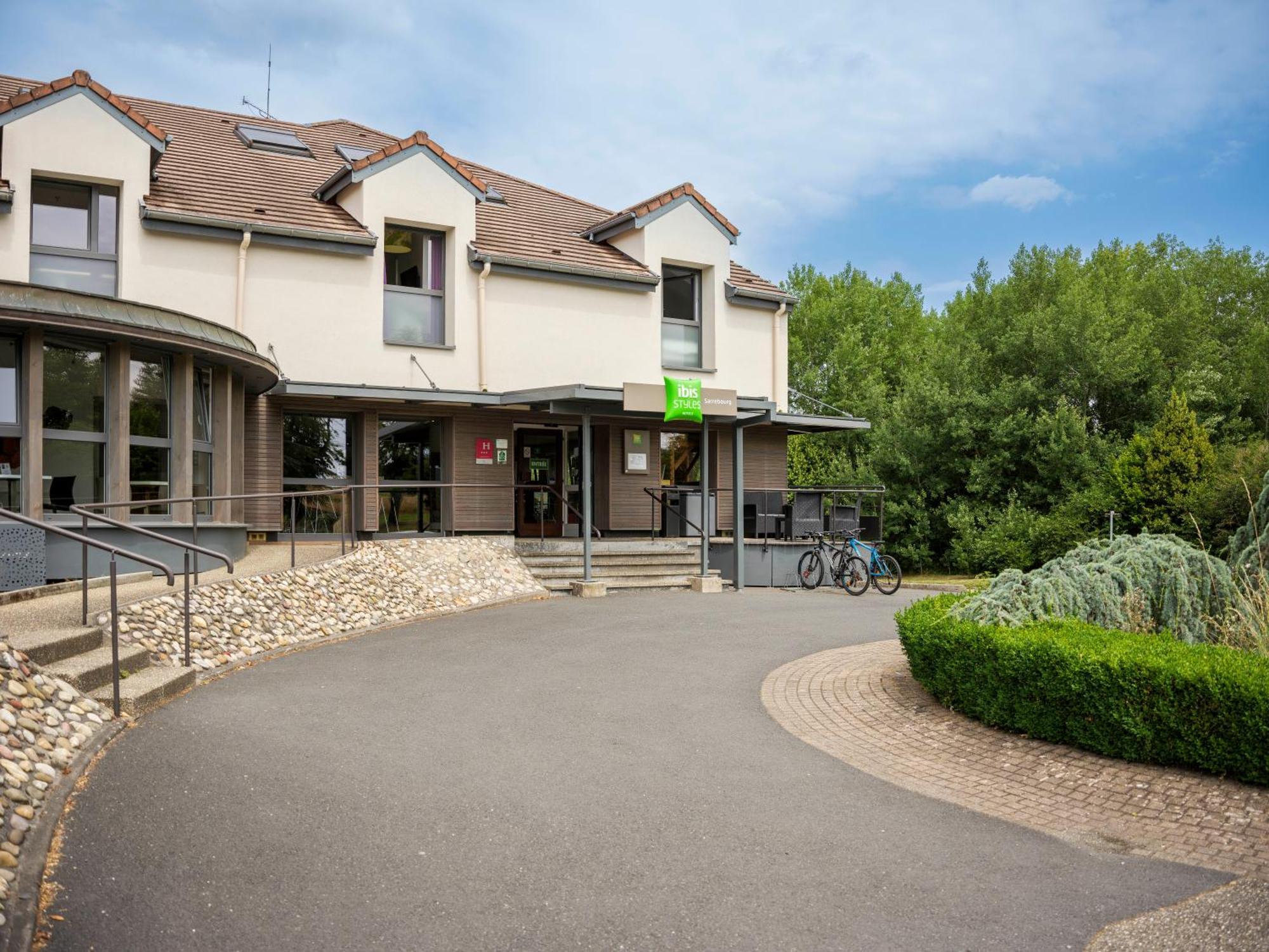 Hotel Ibis Styles Sarrebourg Esterno foto