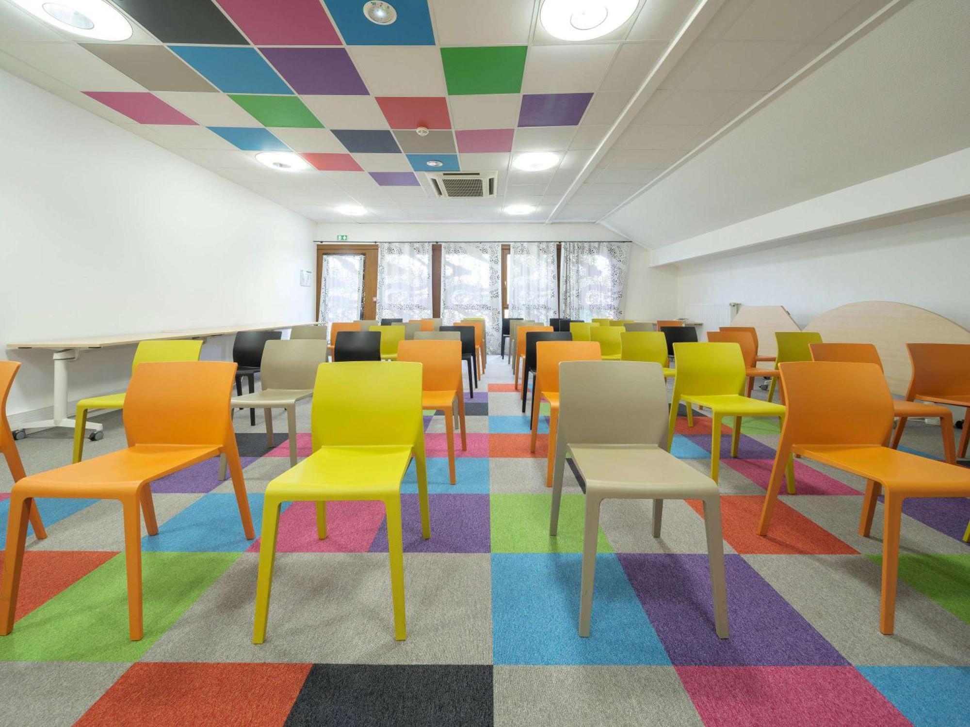 Hotel Ibis Styles Sarrebourg Esterno foto