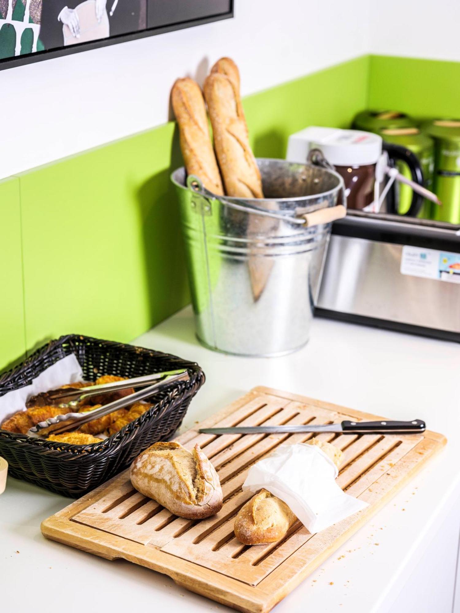 Hotel Ibis Styles Sarrebourg Esterno foto