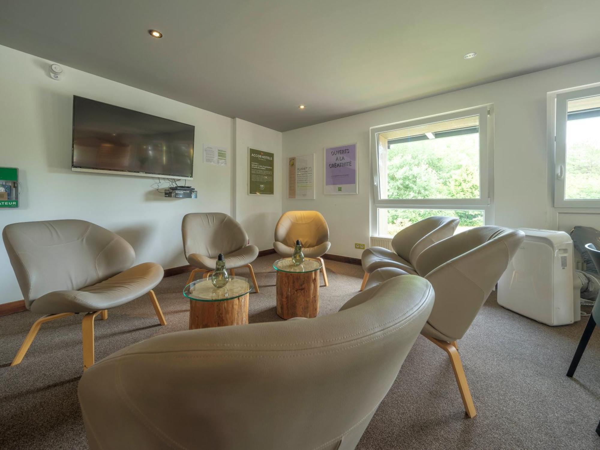 Hotel Ibis Styles Sarrebourg Esterno foto